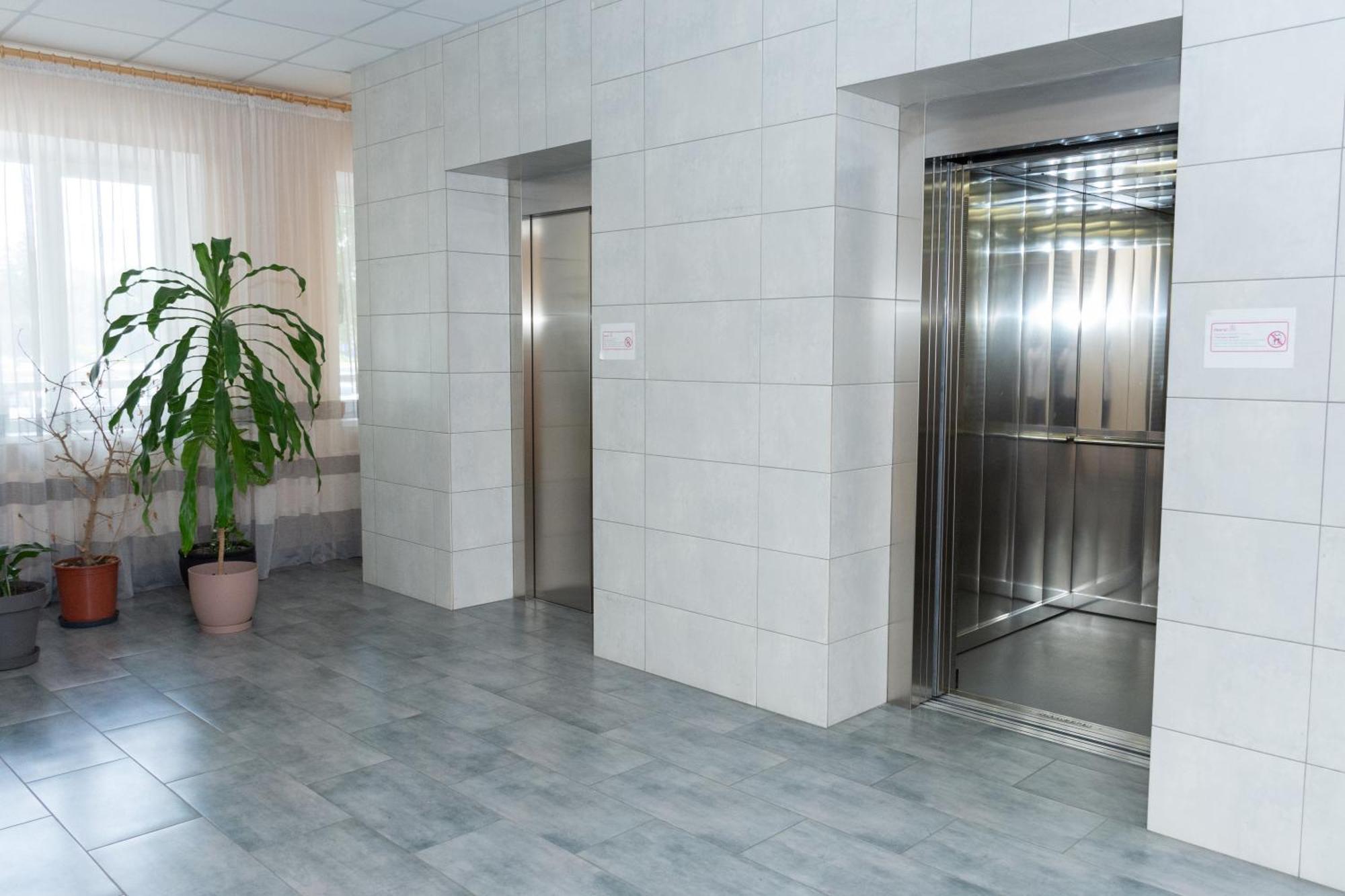 Kremin Hotel Κρεμεντσούγκ Εξωτερικό φωτογραφία