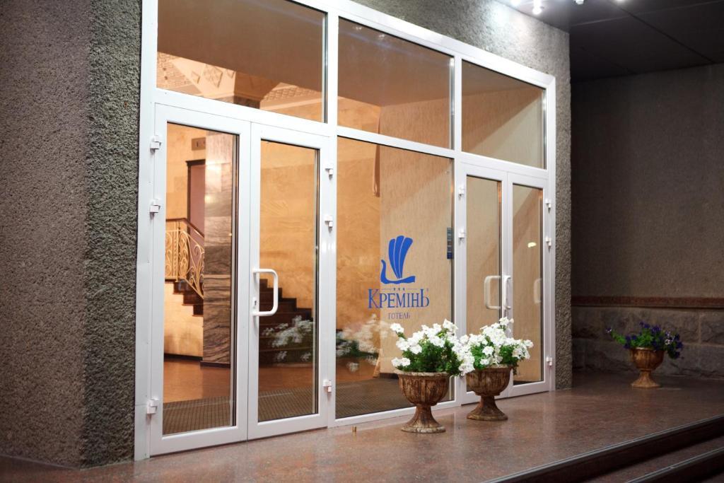 Kremin Hotel Κρεμεντσούγκ Εξωτερικό φωτογραφία